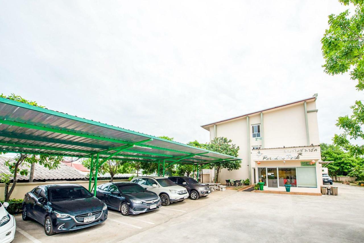 Oyo 306 Paradise Park Laemchabang Si Racha Εξωτερικό φωτογραφία